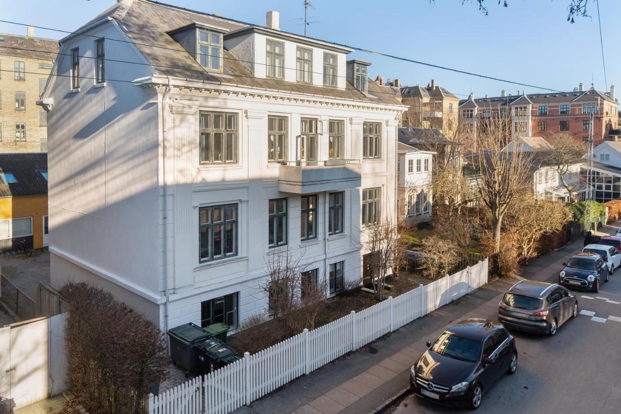 Rooms In Quiet White Villa Apartment Hortensiavej 8 On Frederiksberg C Copenhague Exterior foto